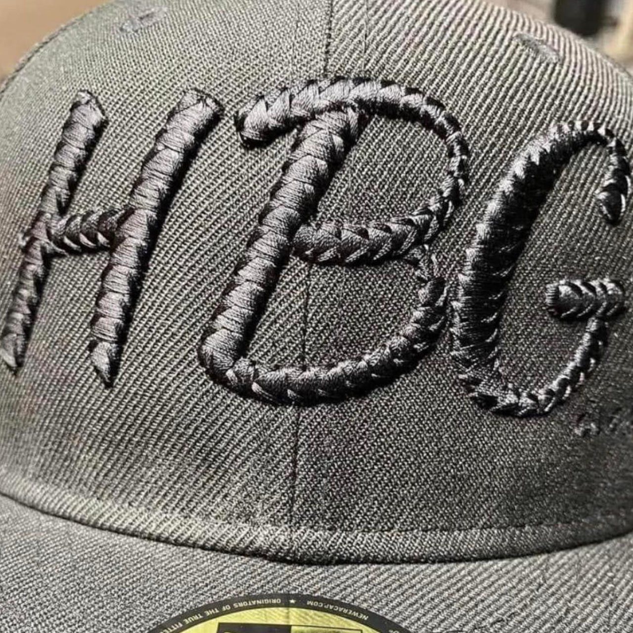 _0056_Dimatex_ricamificio_cappelli3